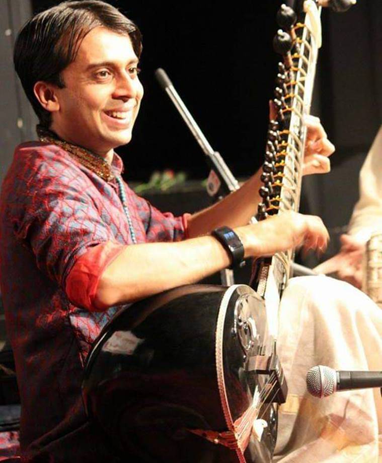 Sitar player Sameep Kulkarni to perform in his 1000th concert today