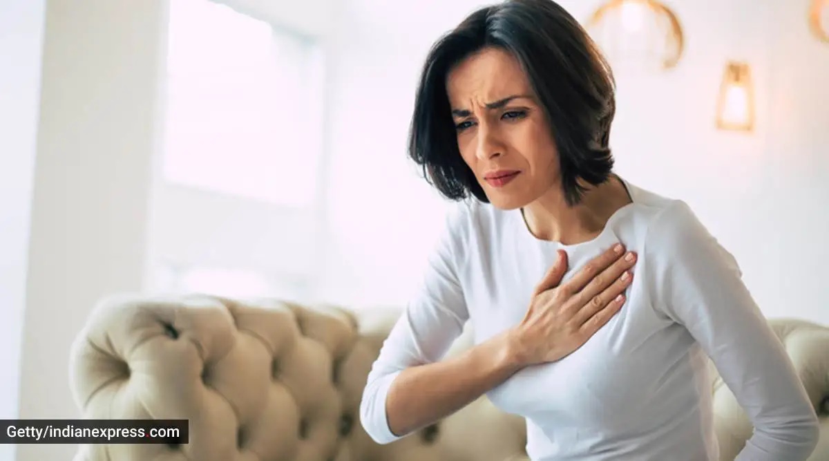 This is what a ‘sharp’ pain on the leftside of the breast can indicate