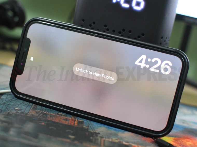 iOS 17 StandBy mode overview iPhone slips into a digital clock & gallery with ease Technology