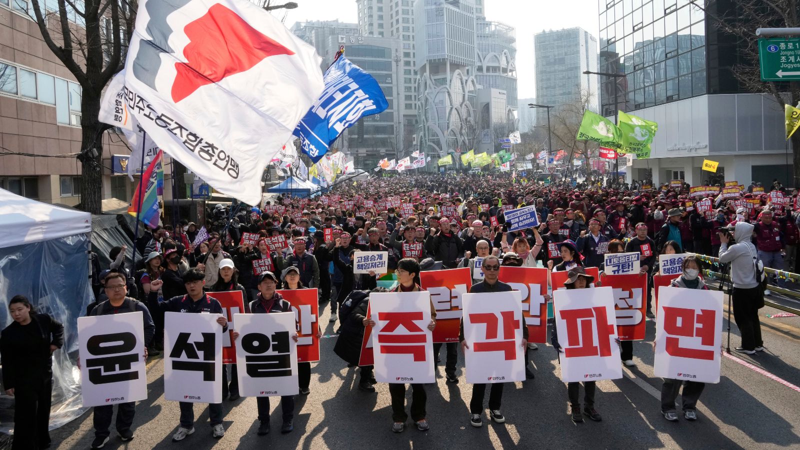 Yoon’s trial on rebellion charges opens in South Korea. Here’s what to