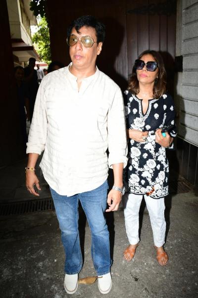 Zarine Khan funeral: Zayed Khan performs last rites as per Hindu traditions; Hrithik Roshan, Bobby Deol pay last respects