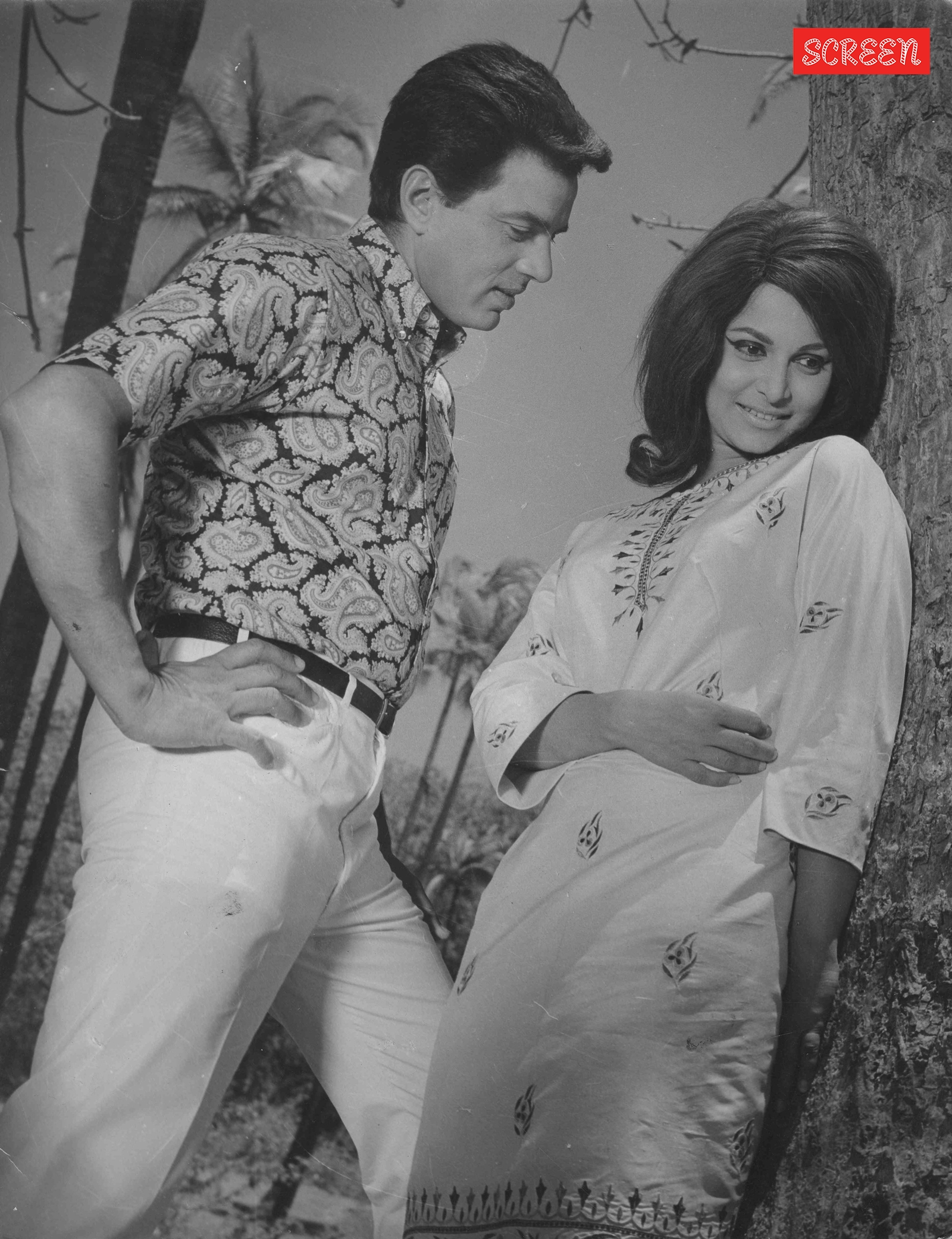 Waheeda Rehman says she rarely spoke to Dharmendra on set, he agreed to do her film when all Bollywood heroes said no