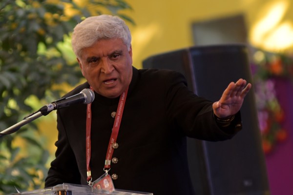 Forced to live on the street, with no clothes to wear, almost died of starvation, he became Bollywood’s most famous writer